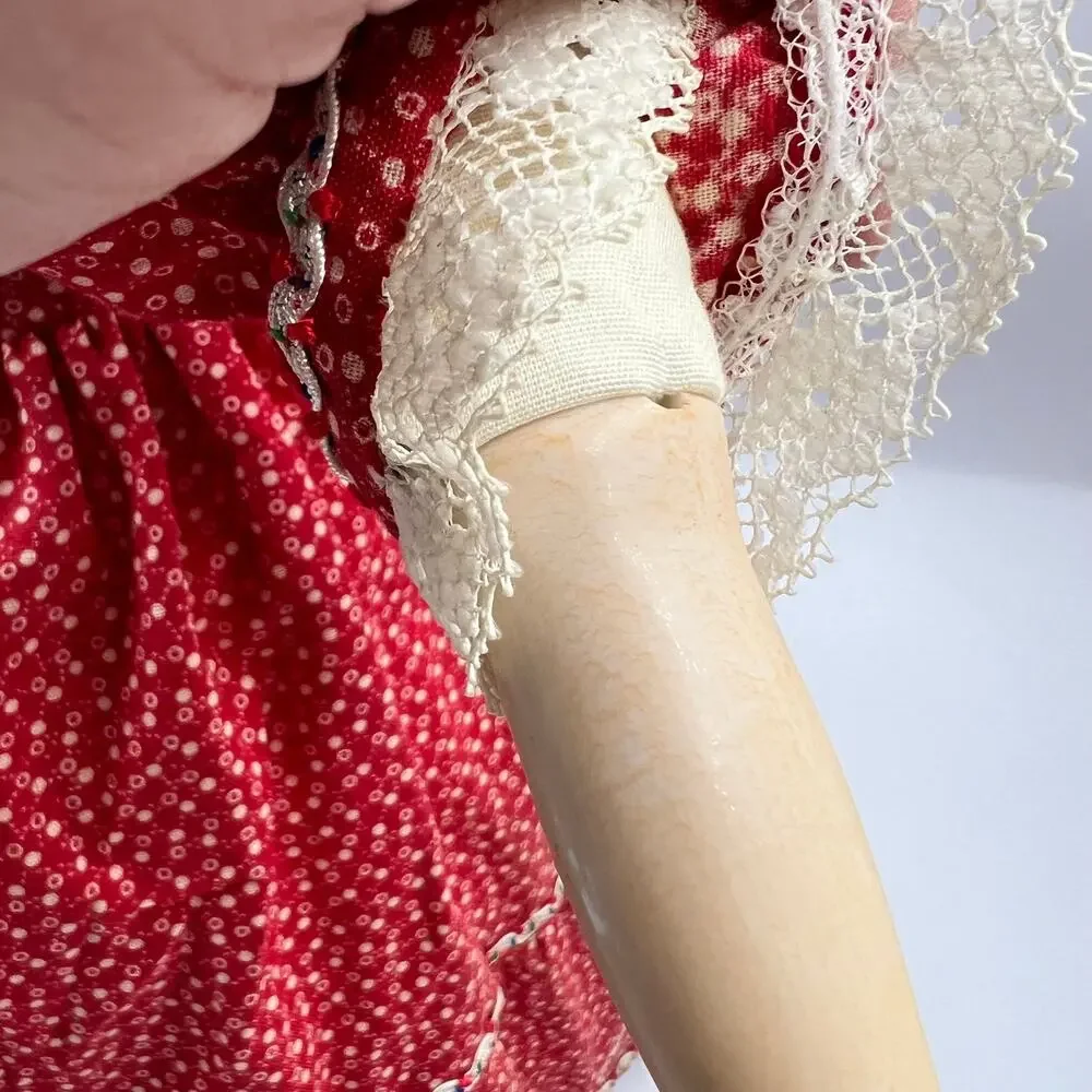 Vintage porcelain collectors